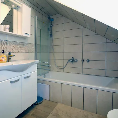 Apartman Apartma Plec *
